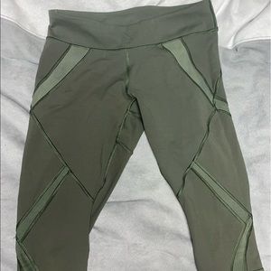 Lulu lemon crops excellent used condition